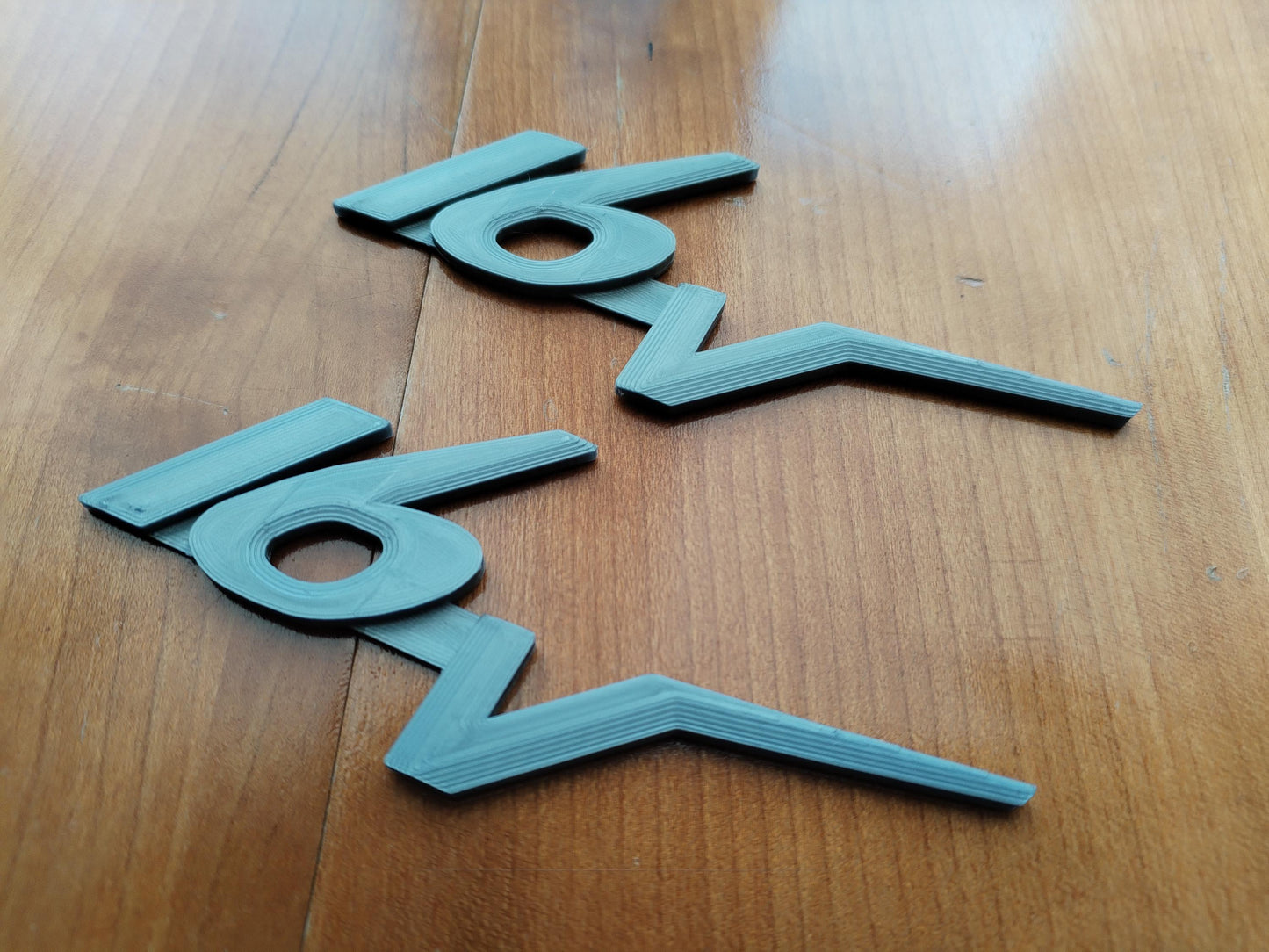 Saxo CUP 16V - Side Emblems - Fits Cup Saxo - Aftermarket Emblem